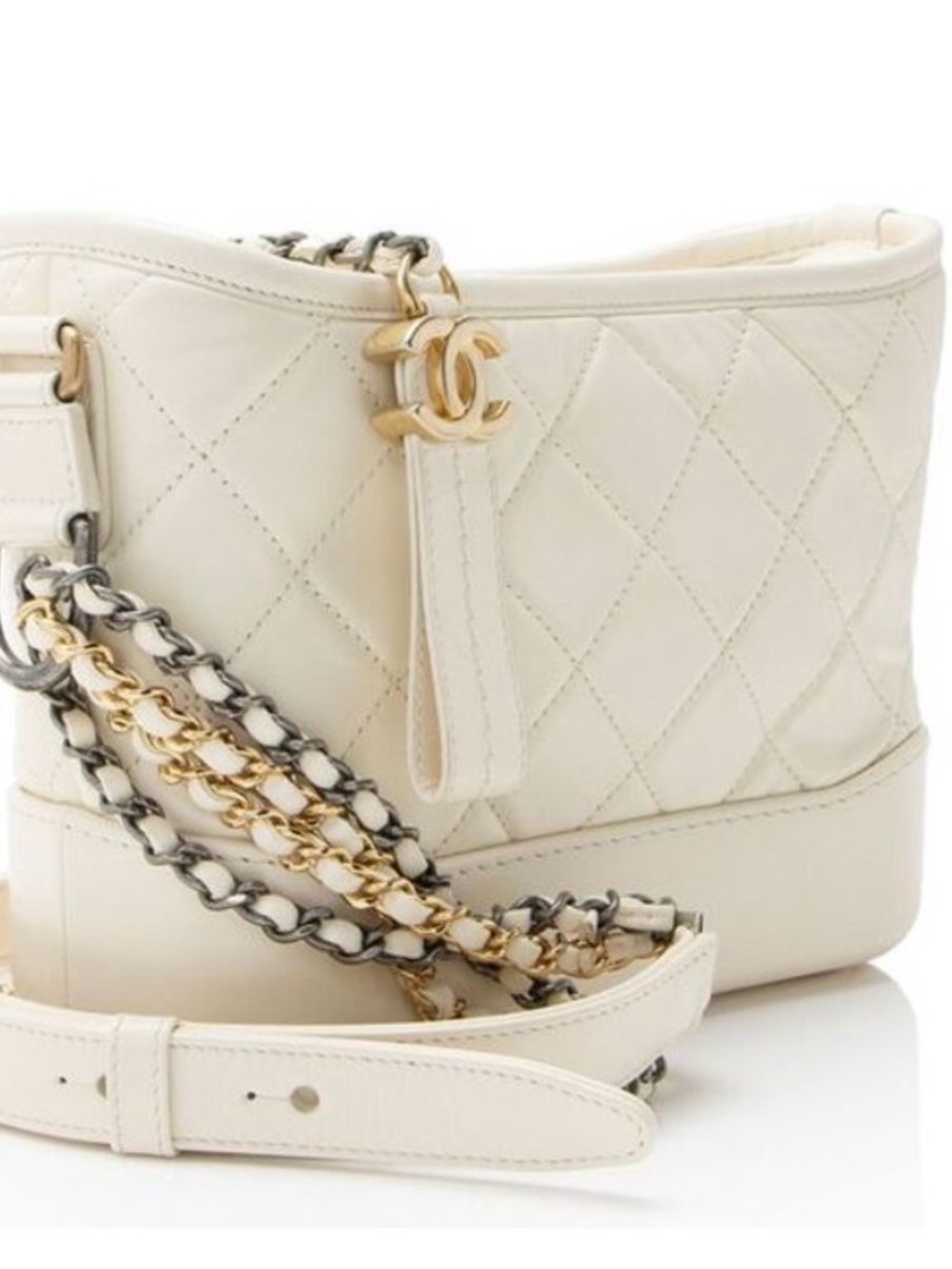 CHANEL Cream Quilted Leather Shoulder Bag with Chain Strap and CC Charm